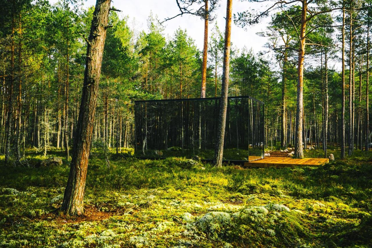 ÖÖD Hötels Rooslepa - Room#2- FIKA-with sauna Exterior foto