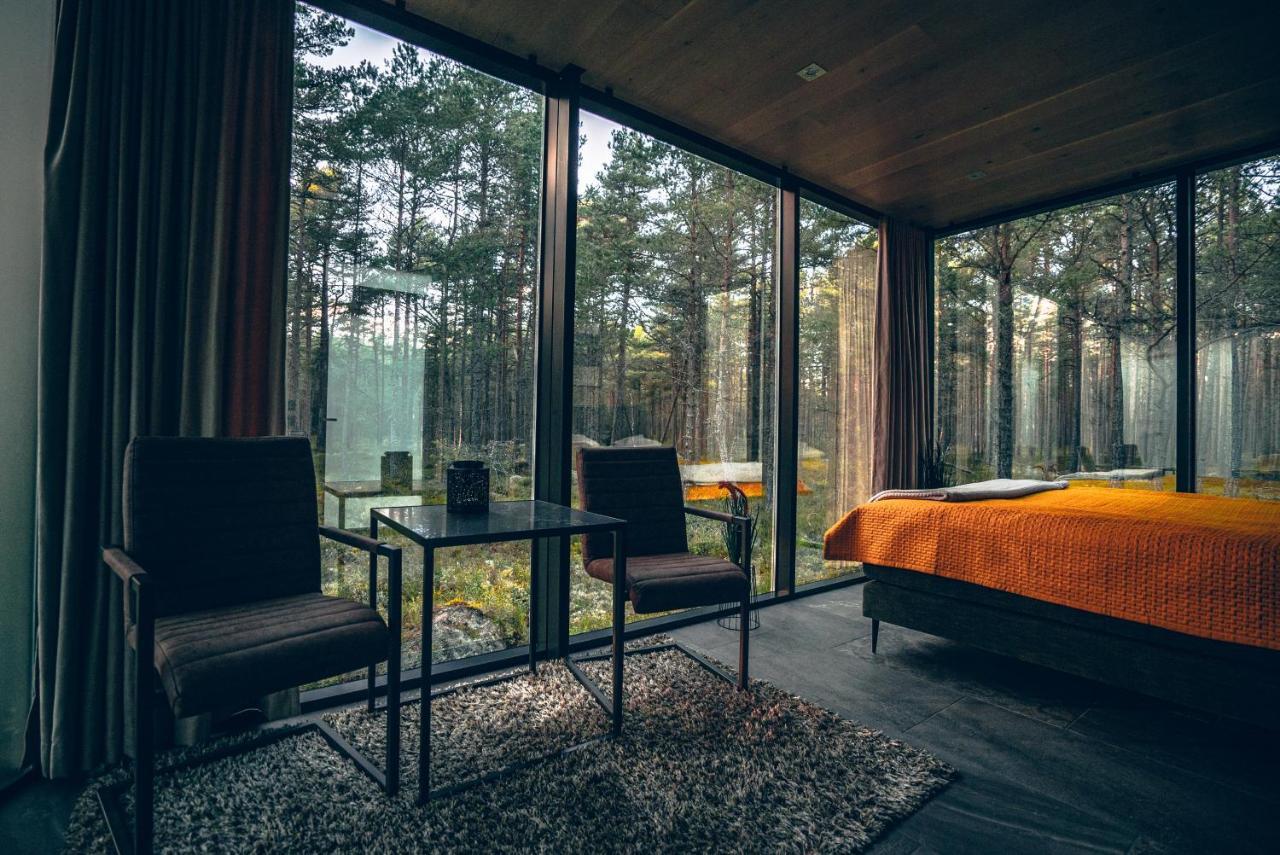 ÖÖD Hötels Rooslepa - Room#2- FIKA-with sauna Exterior foto