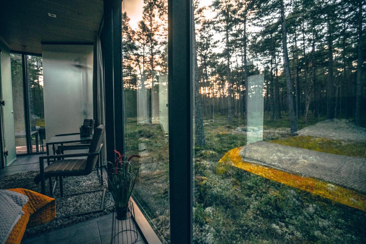 ÖÖD Hötels Rooslepa - Room#2- FIKA-with sauna Exterior foto
