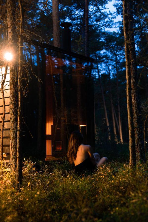 ÖÖD Hötels Rooslepa - Room#2- FIKA-with sauna Exterior foto