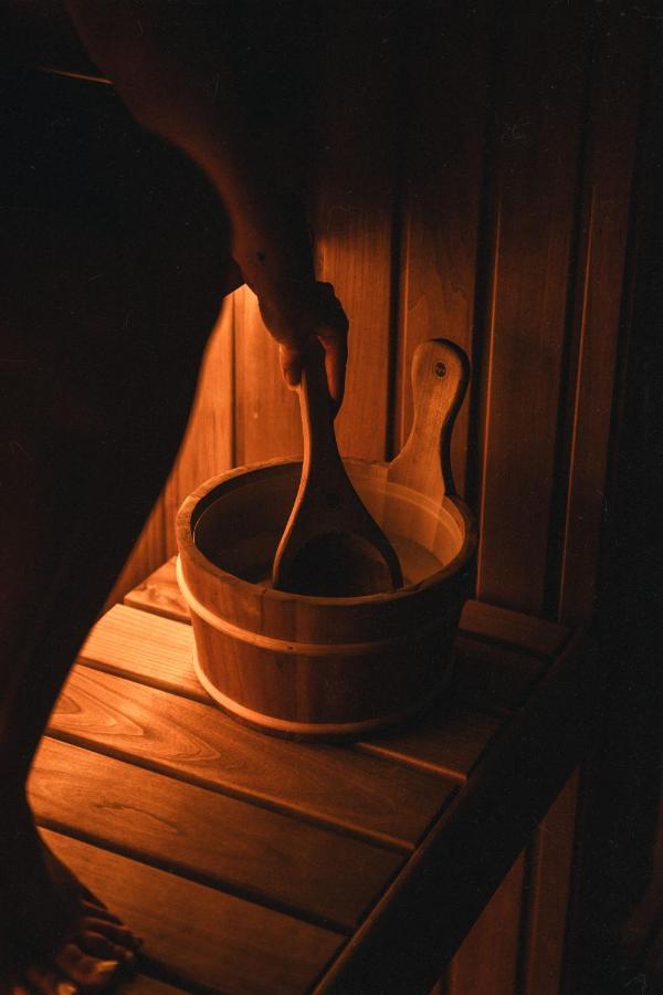 ÖÖD Hötels Rooslepa - Room#2- FIKA-with sauna Exterior foto