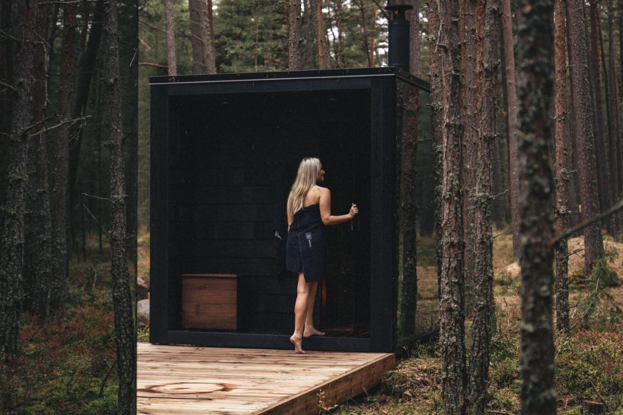 ÖÖD Hötels Rooslepa - Room#2- FIKA-with sauna Exterior foto